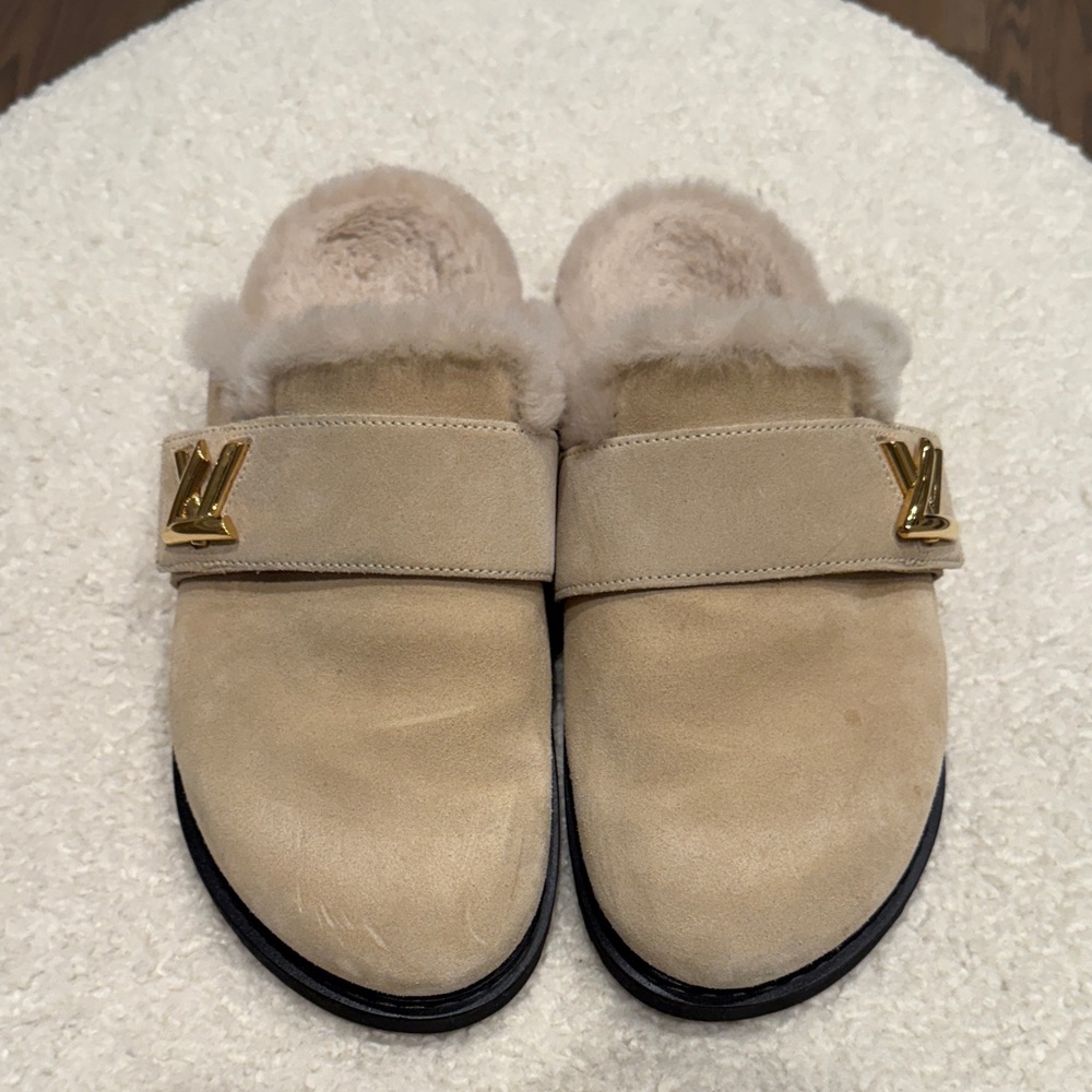 Louis Vuitton Women's Beige Shearling Slip-On Mules